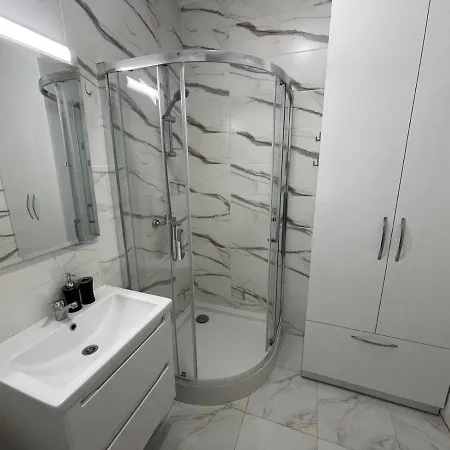 семицвіт House з кондиціонером Lejlighed