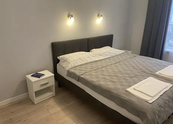 семицвіт House з кондиціонером Lviv