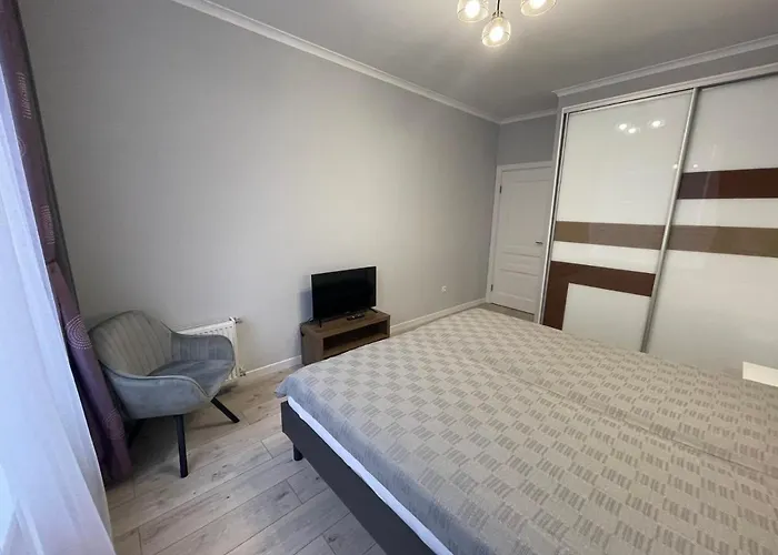 Apartamento семицвіт House з кондиціонером *